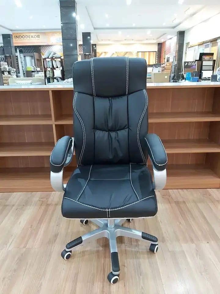 Executive Office Seat