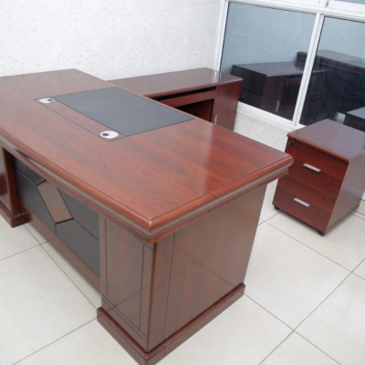2M Executive Desk