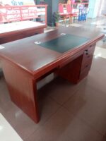 1600mm Executive Desk - Image 4