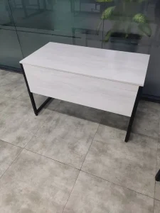 1.2m Minimalist Table