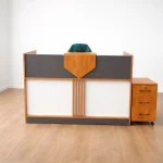 1.6m Reception Desk - Image 2