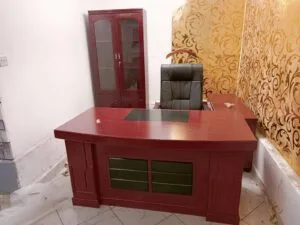 1.6M (1600mm) Executive Office Desk - with 2 Drawers