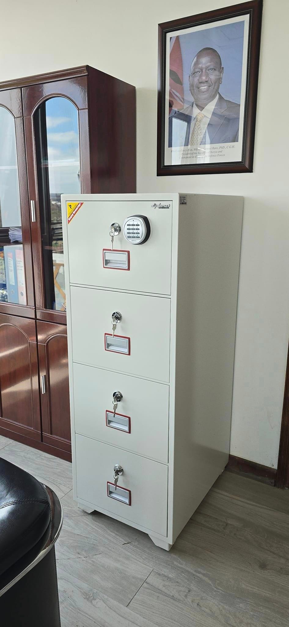 4-Drawer Diplomat Safe