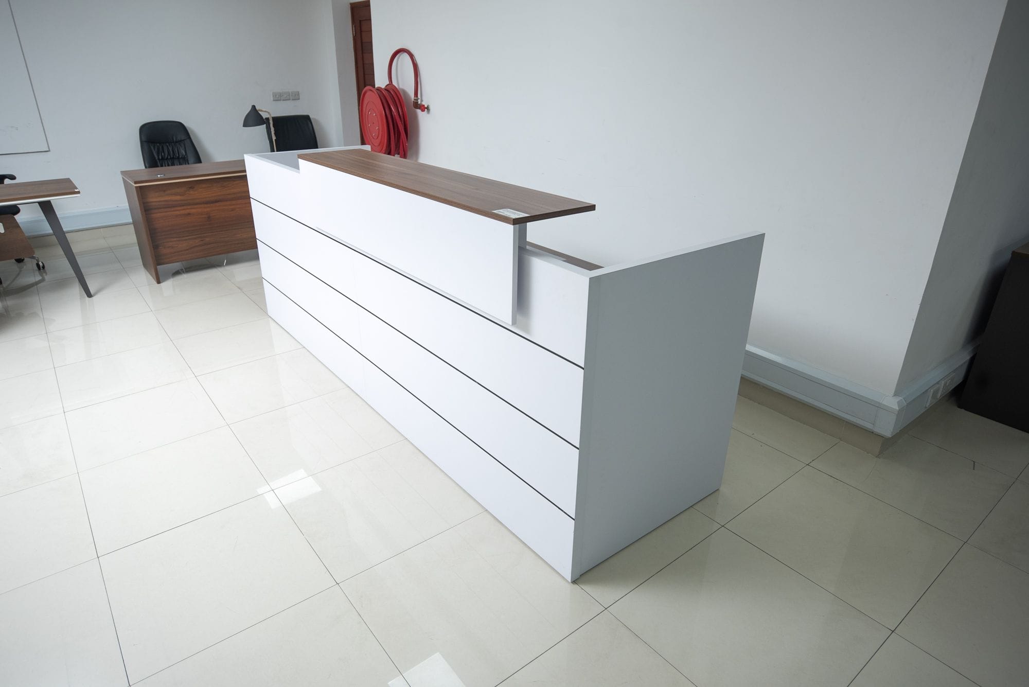 1.8M Reception Desk - with Upper Hutch & Shelves