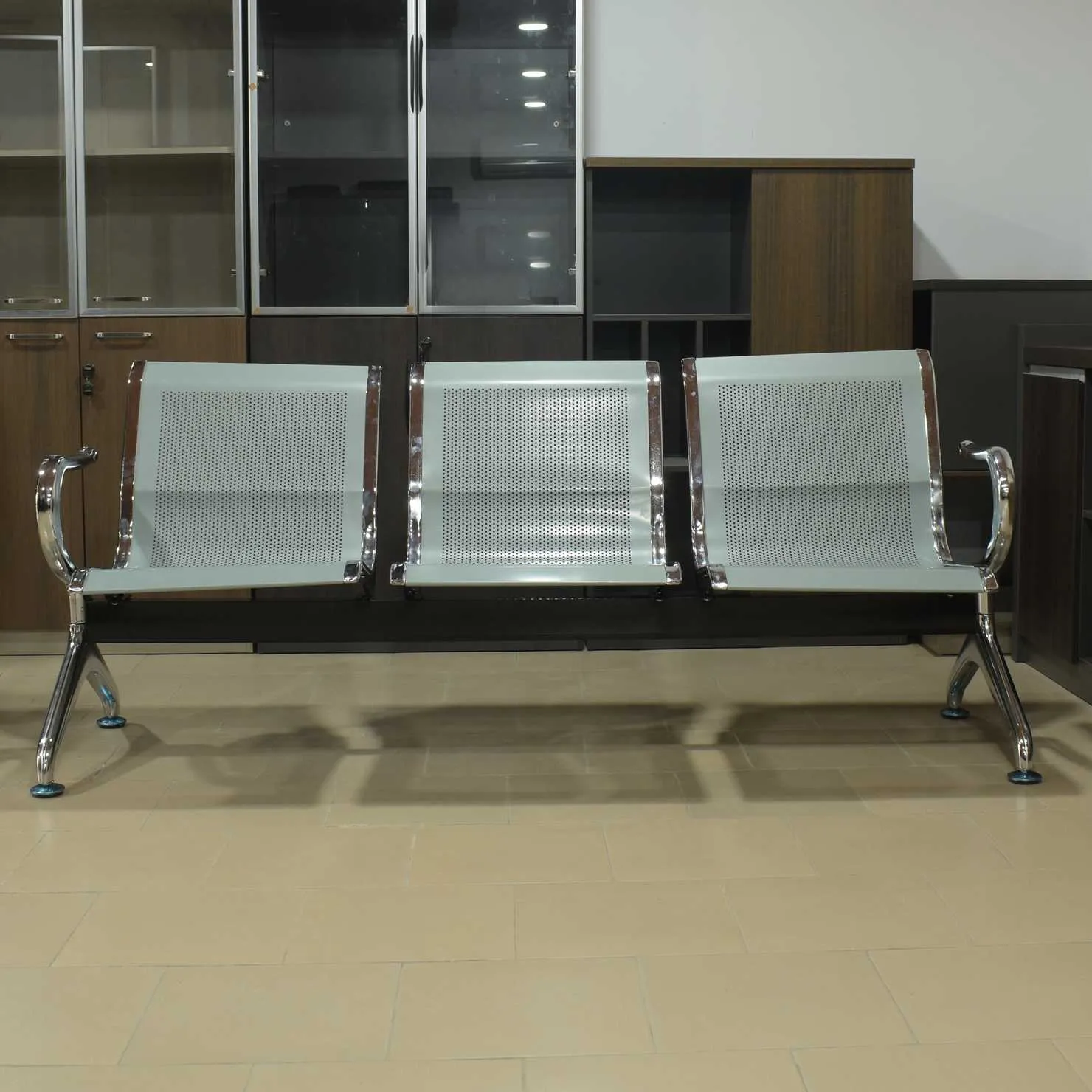 3-Link Non-Padded Waiting Bench - Padded Cushion Finish