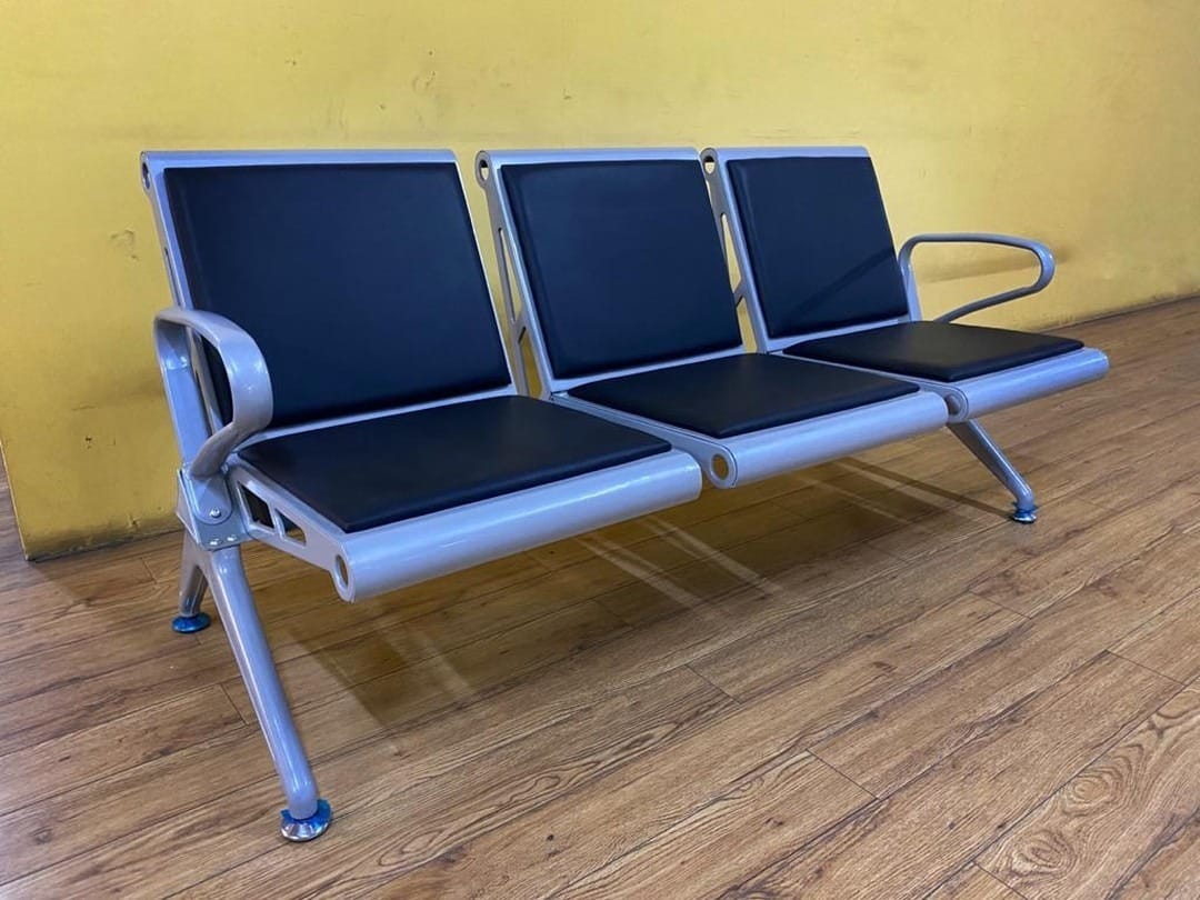 Heavy Duty Waiting Bench.