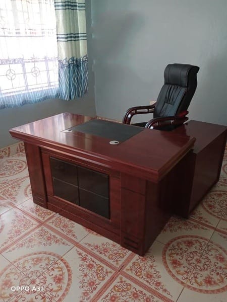 Executive Office Desk (Series A)