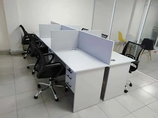 Six Seater Workstation